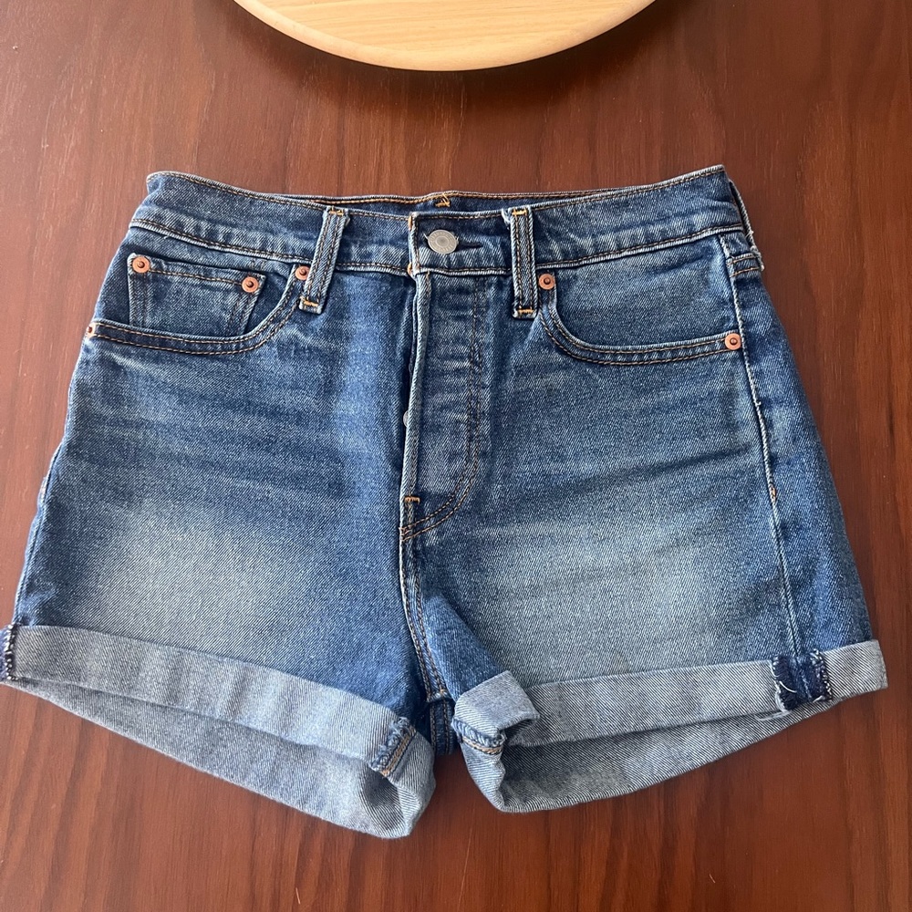 Levi’s shorts